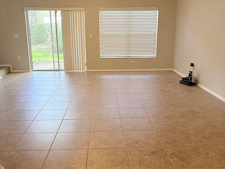 2526 Sandy Beach Ln — Photo 5