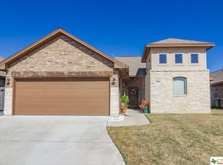 703 Glenmore St, Victoria, TX 77904