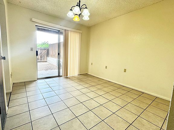 3rd image of 4151 Calle Ladero APT B