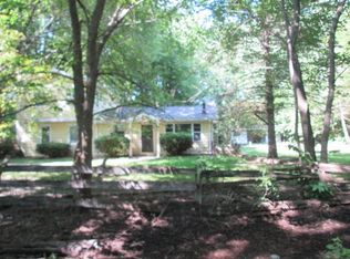 8514 Riley Rd, Wonder Lake, IL 60097