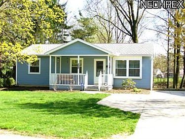 1st image of 868 Barnes Ave