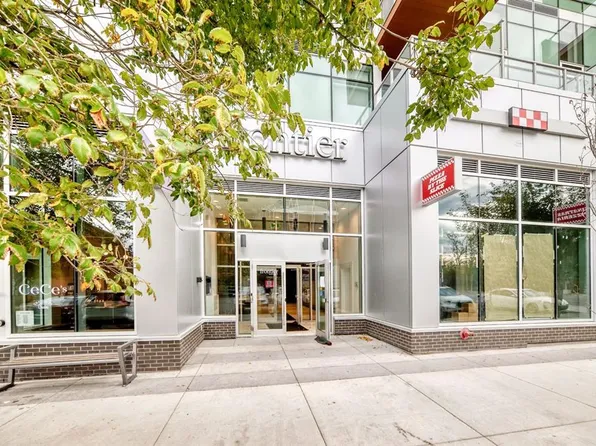 110 NW 18a St NW #841, Calgary, AB T2N 5G5