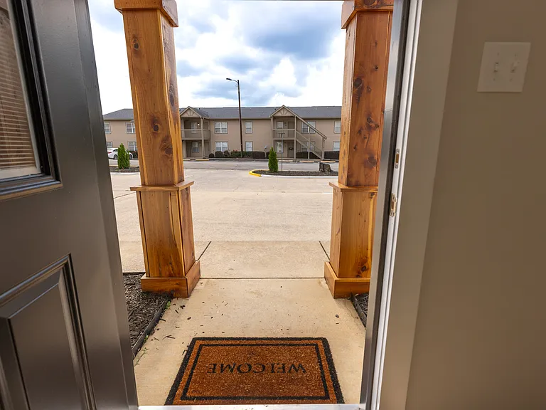 1417 2nd Ct E — Photo 4