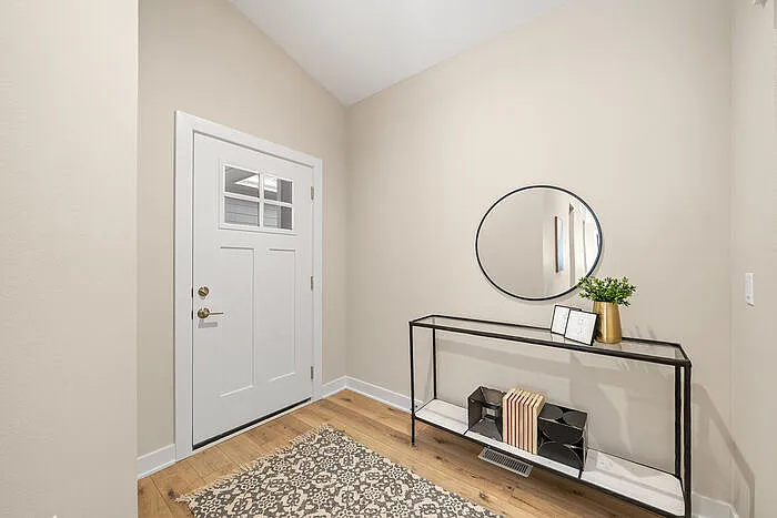 1045 NW Blake Ln — Photo 16