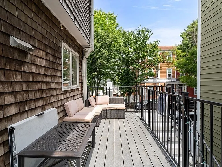 28 I St #1 — Photo 12