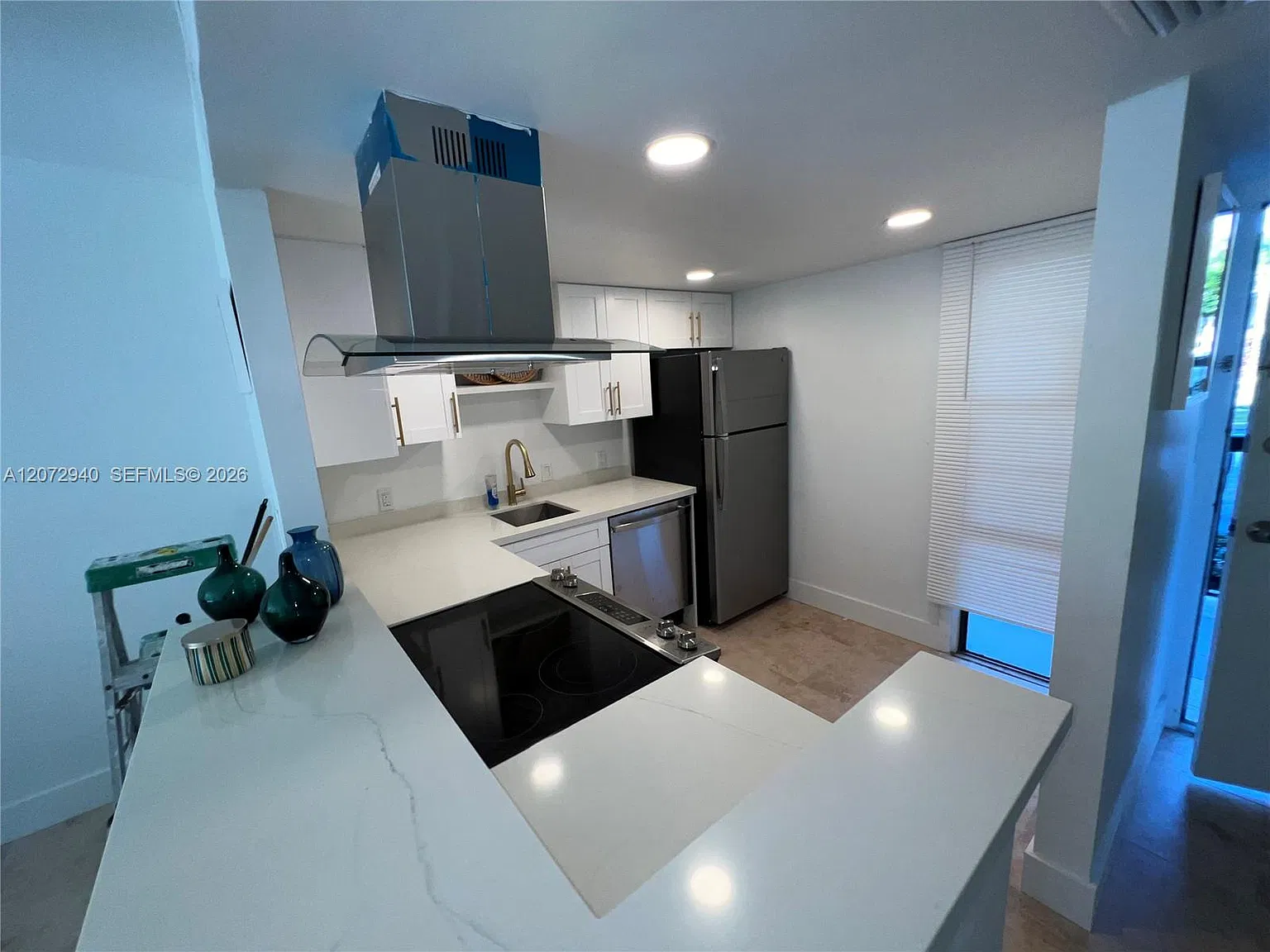 Biscaya Iii Condo — Photo 2