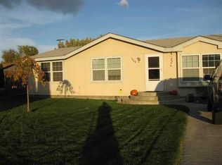 1409 W Madison Pl, Sunnyside, WA 98944