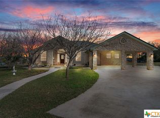 691 Winding River Rd, Kempner, TX 76539