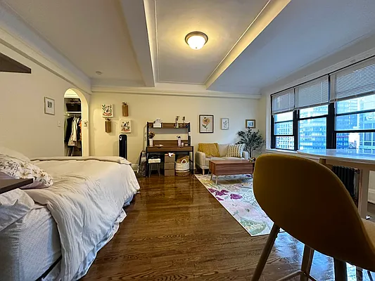 Rented by Green Home NY Realty LLC | media 3