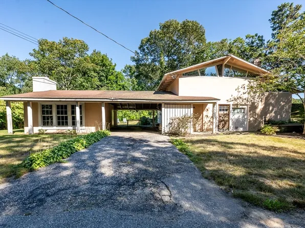 200 Oak Neck Rd, Barnstable, MA 02630