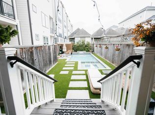 908 W 17th St, Houston, TX 77008