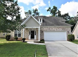8627 Ridgeline Ln, Charlotte, NC 28269