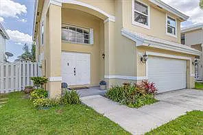 4 bed, 2.5 bath, $3,900 — Photo 3