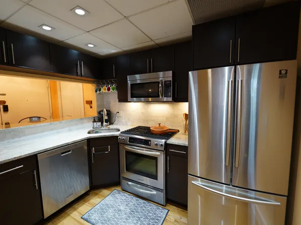 187 Wayne St APT 212, Jersey City, NJ 07302