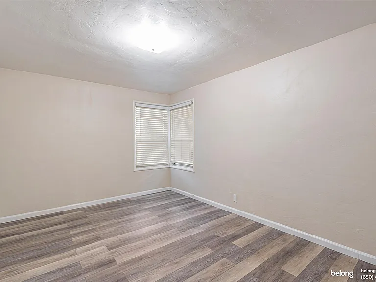 2036 Center Rd — Photo 8