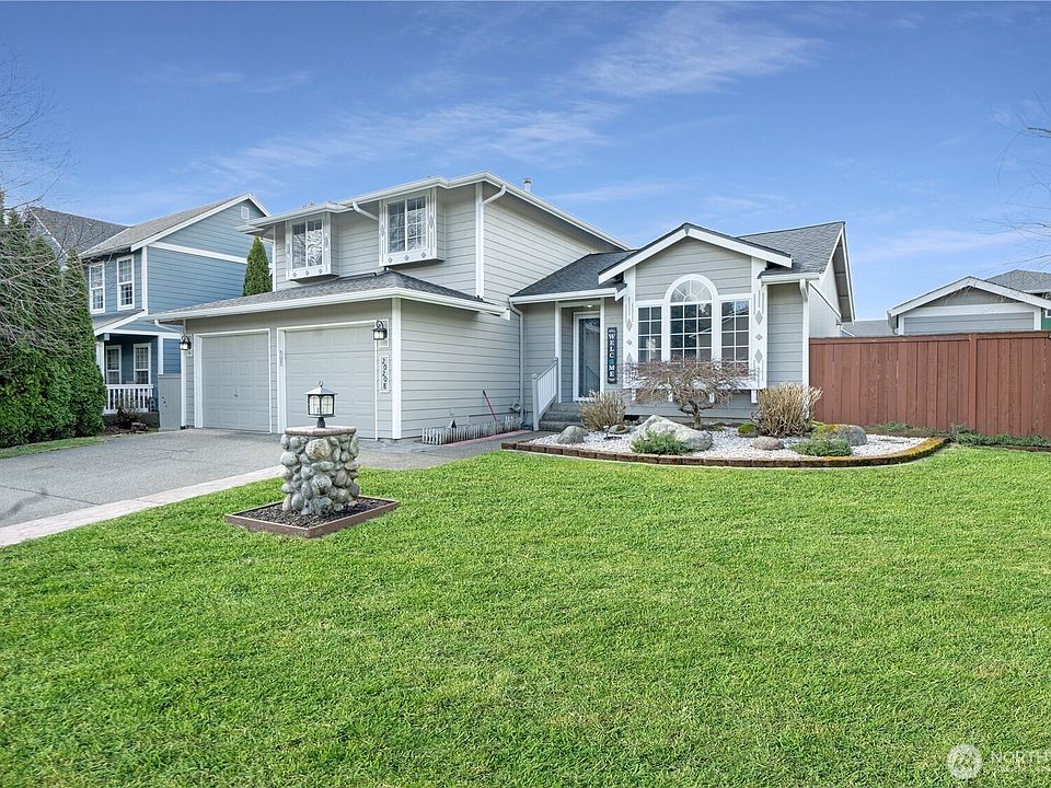 1st image of 20208 87th Avenue E