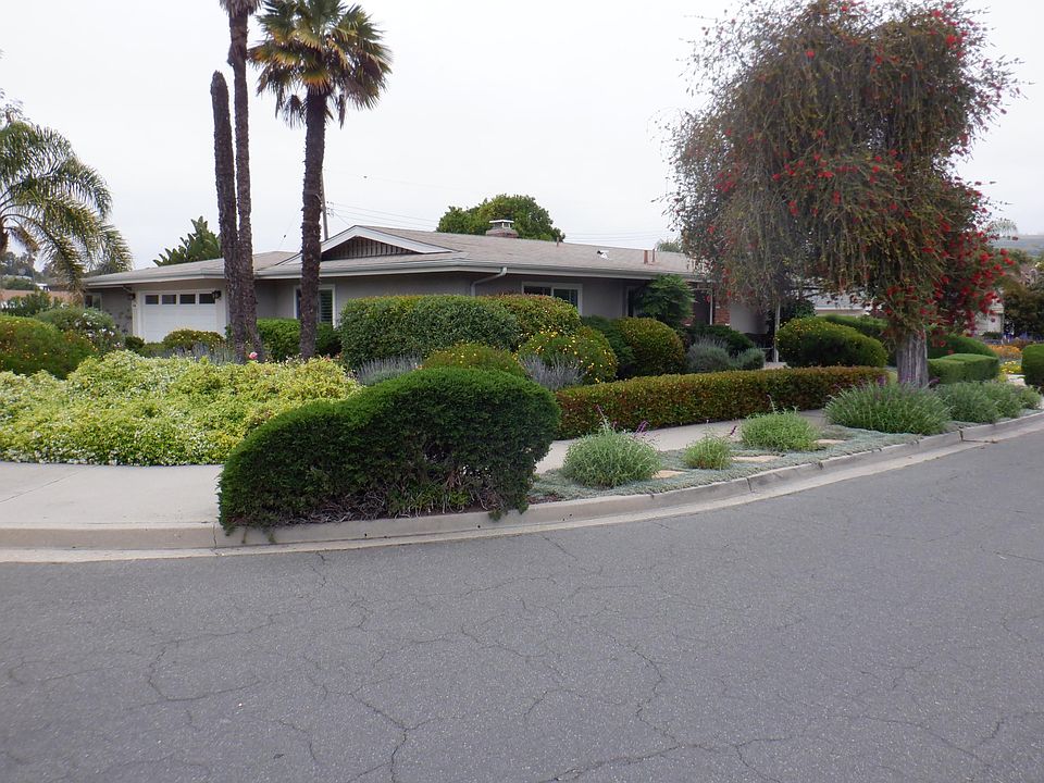 1st image of 409 Consuelo Dr