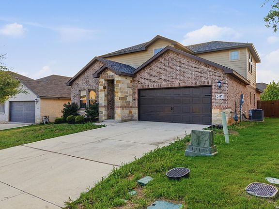2nd image of 2437 Pennilynn Way