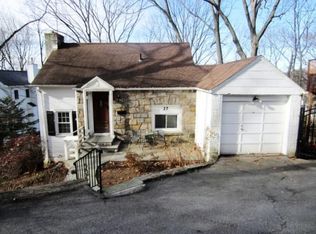 27 Chadwick Rd, White Plains, NY 10604