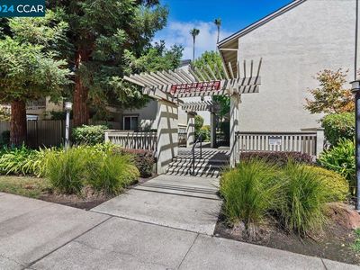 2560 Walnut Blvd APT 22, Walnut Creek, CA, 94596