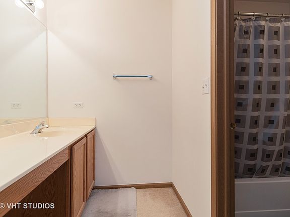 5th image of 2928 Kentshire Cir