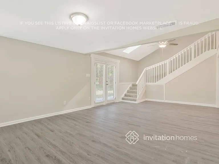 1816 Waldrep Cir SE — Photo 4
