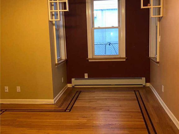 3rd image of 92-32 176th St #1