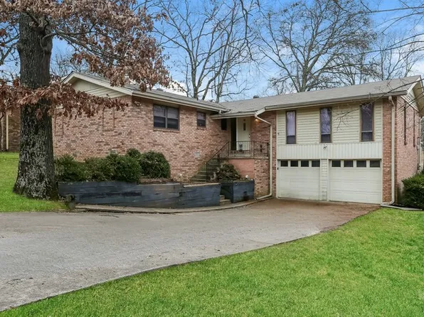 5425 Randolph Rd, North Little Rock, AR 72116