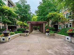 1975 154th St #309, Surrey, BC V4A4S2