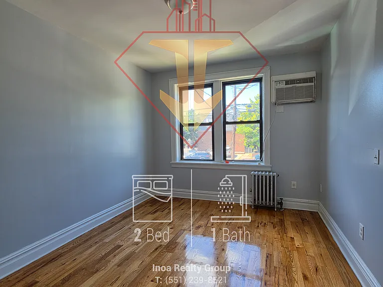 25 W 33rd St #14 — Photo 23