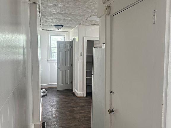 4th image of 355 Winola Ave