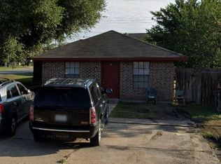 2801 Sprucewood St #B, Bryan, TX 77801