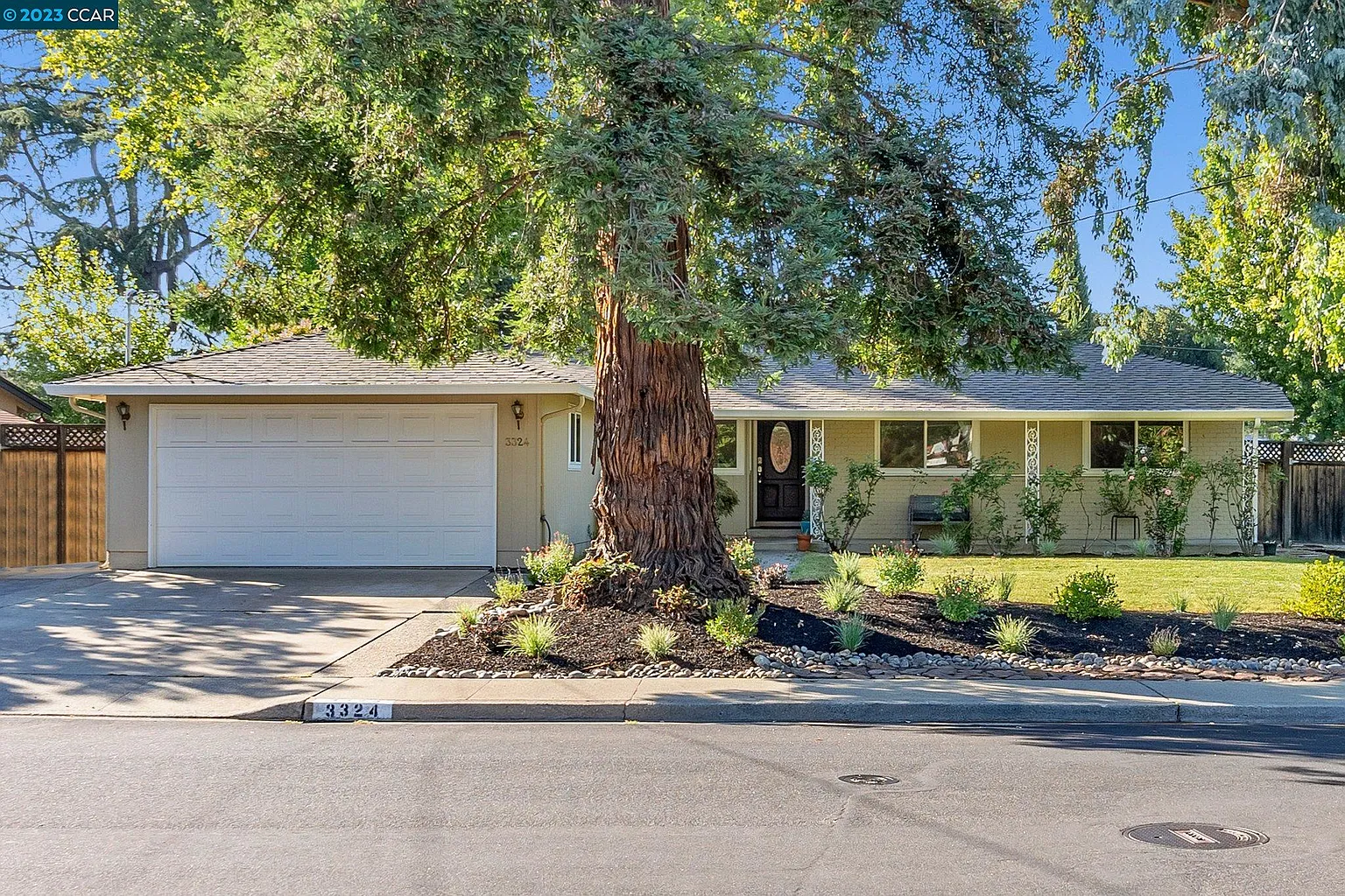 3324 Citrus Ave photo 1