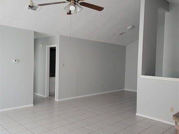 4th image of 7135 Village Lake Dr