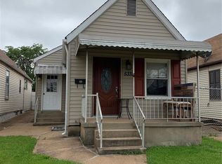5332 Northrup Ave, Saint Louis, MO 63110