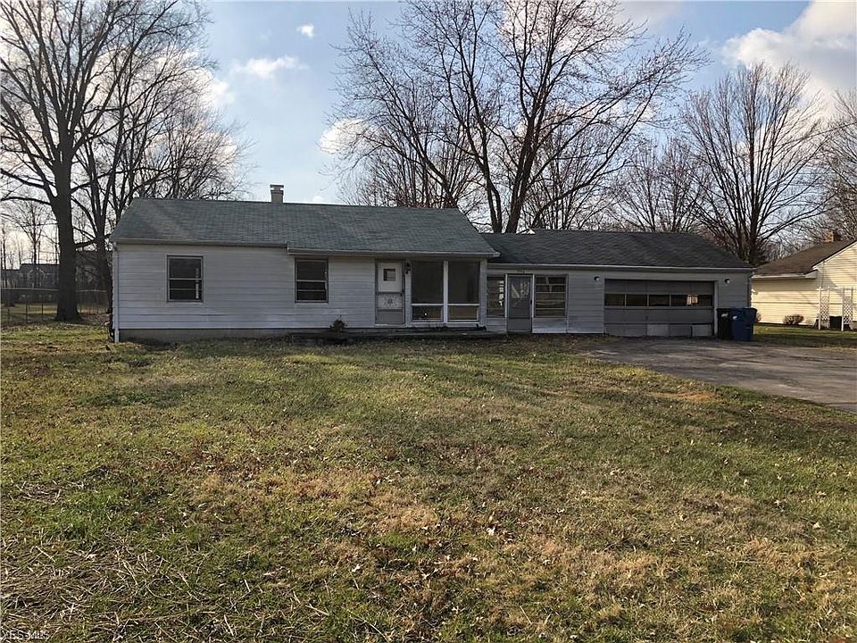 2nd image of 3556 Williams Ct