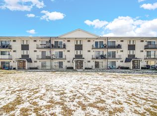 7102 W 107th St APT 1D, Worth, IL 60482