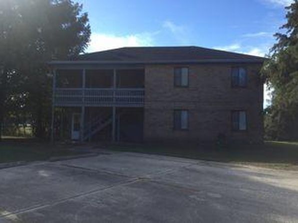 846 Elm St