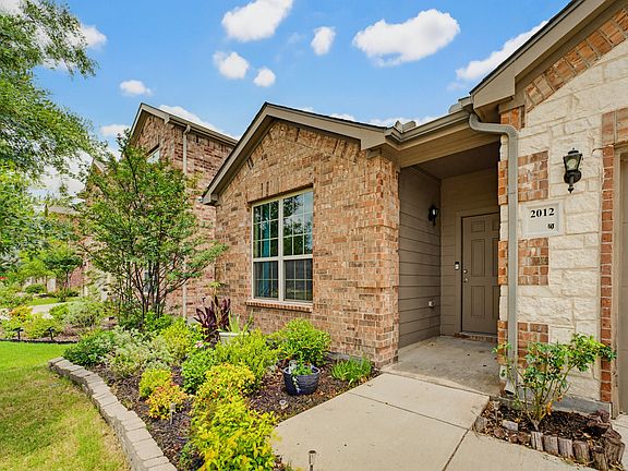 4th image of 2012 Brenham Dr