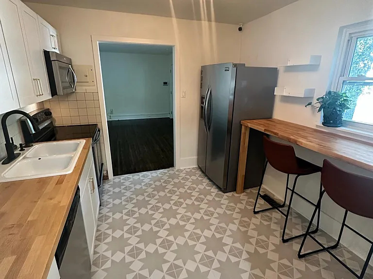 3025 Virginia Ave — Photo 2
