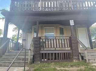 2027 N 39th St #2, Milwaukee, WI 53208