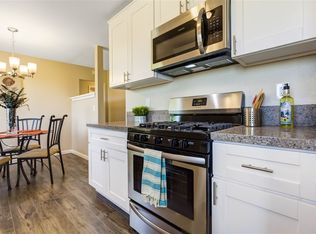 8070 Skyline Dr, San Diego, CA 92114