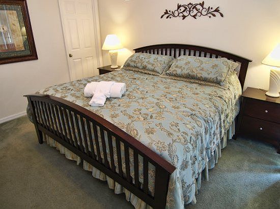 W4P403BC-King-Master-Bedroom