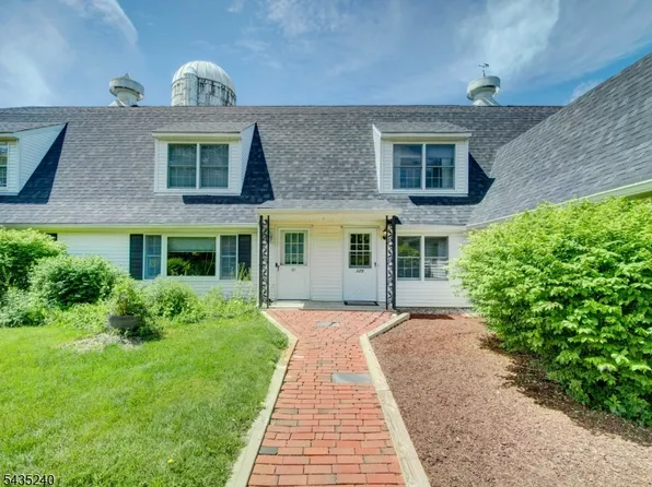 125 W End Ave, Newton Town, NJ 07860