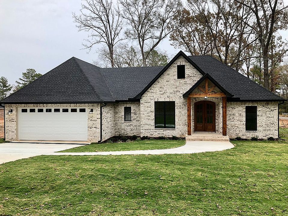 1st image of 250 Liberty Ln