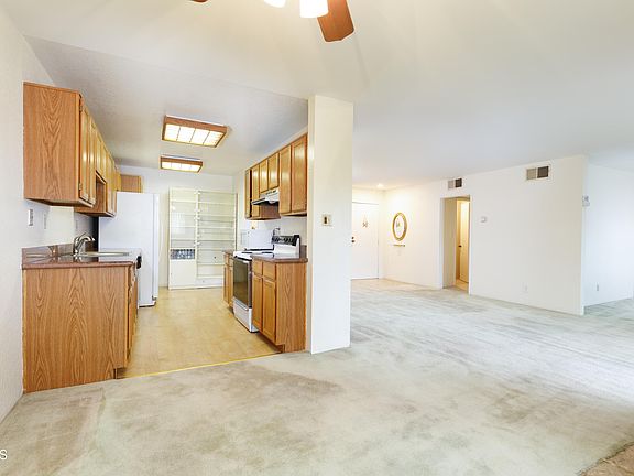 5th image of 2386 E Del Mar Blvd Unit 218