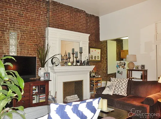 Rented by City Connections Realty | media 11