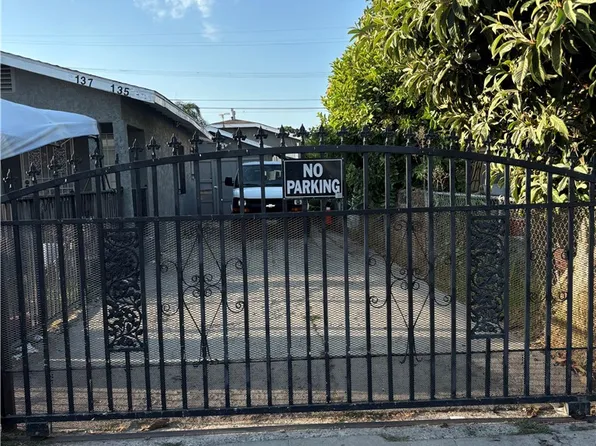 135 W 87th Pl, Los Angeles, CA 90003