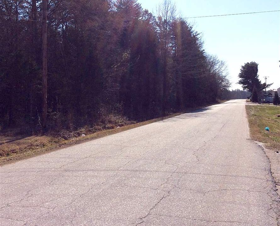 2nd image of LOT 14 Old Airport Rd