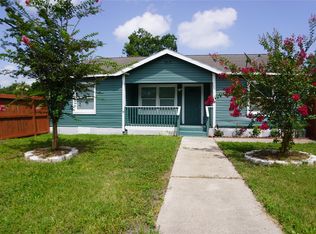 6803 6th St, Hitchcock, TX 77563